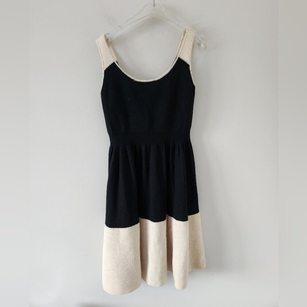 Kate Spade 💯 wool Black and White Dress - Picture 3 of 7